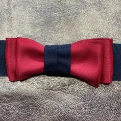 Decorative bow for hat band, in silk or French grosgrain. Multiple colors.